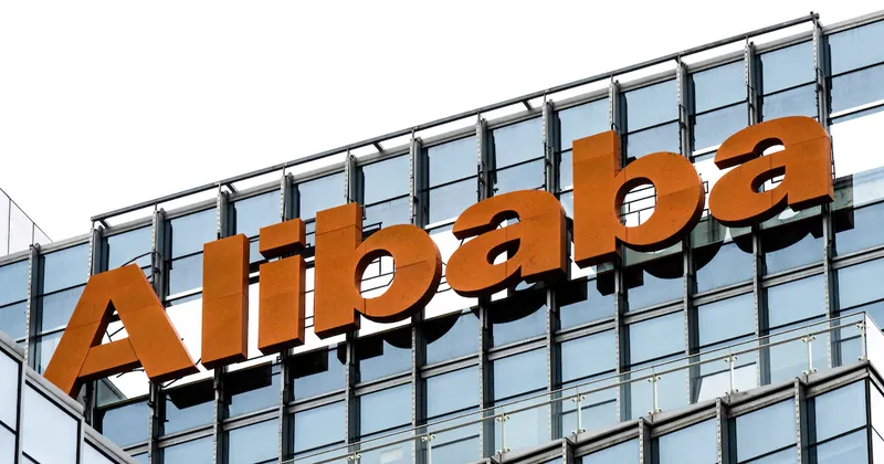 EE.UU. acusa a Alibaba y DeepSeek de extraer conocimientos de sus modelos de IA de forma sistemática