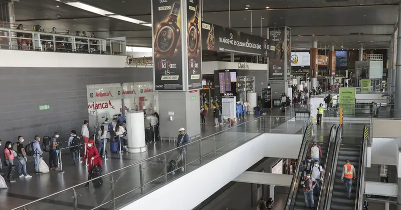 Nuevo impuesto a tiquetes aéreos afecta la conectividad, advierte el sector privado