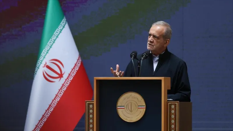 Irán: Conversaciones carecen de sentido mientras EEUU amenaza y sanciona