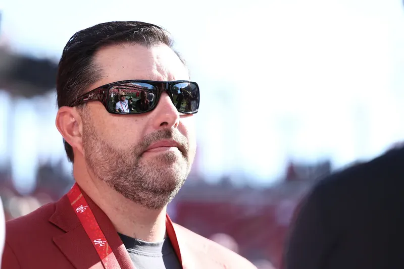 Propietario de los 49ers de la NFL fue arrestado por acusación relacionada con prostitución