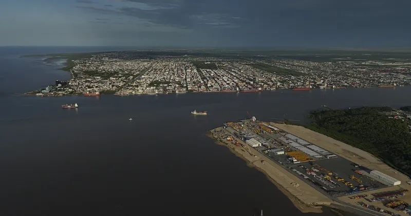 Chevron retira financiación a estudios de puerto propuesto en Guyana tras compra de Hess