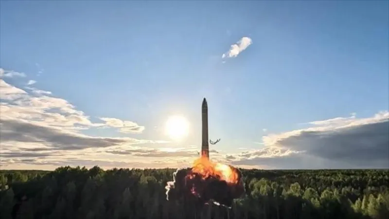 Rusia prueba con éxito un misil balístico intercontinental