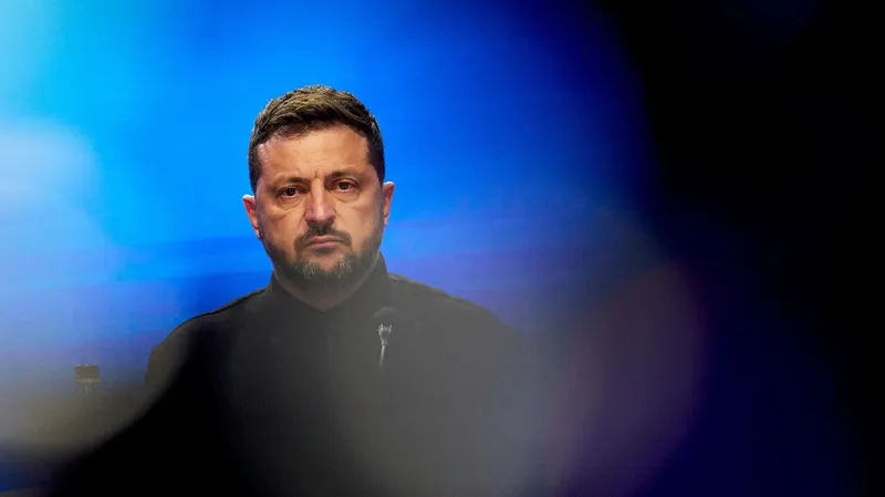 Lucha por el poder y corrupción rutinaria: ¿qué supondrá para Zelenski la pérdida de sus aliados?