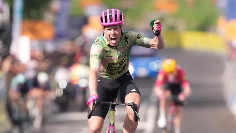 Valgren rompe la banca y logra una gran victoria en la 17ª etapa del Giro
