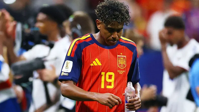 España no lo puede creer; frustración absoluta tras el empate ante Cabo Verde