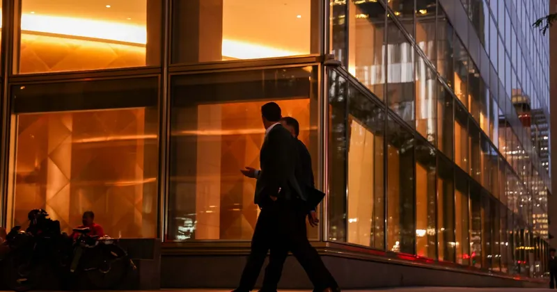 Goldman ve un futuro incierto para los mandos intermedios de Wall Street ante el avance de la IA