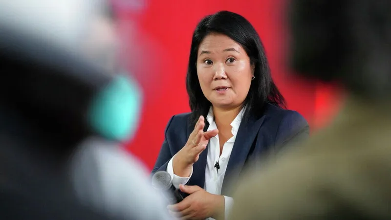 Keiko Fujimori exhibe ligera ventaja frente a Roberto Sánchez de cara a la segunda vuelta en Perú
