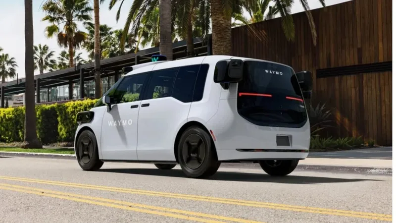 Ahora las baterías que se retiran de los vehículos eléctricos de Waymo servirán como apoyo para la red eléctrica de California y Texas