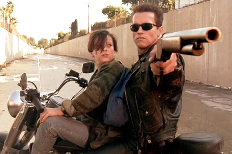 James Cameron escondió un par de detalles en el guardia de seguridad de Terminator 2: El Juicio Final que muchas personas pasaron por alto