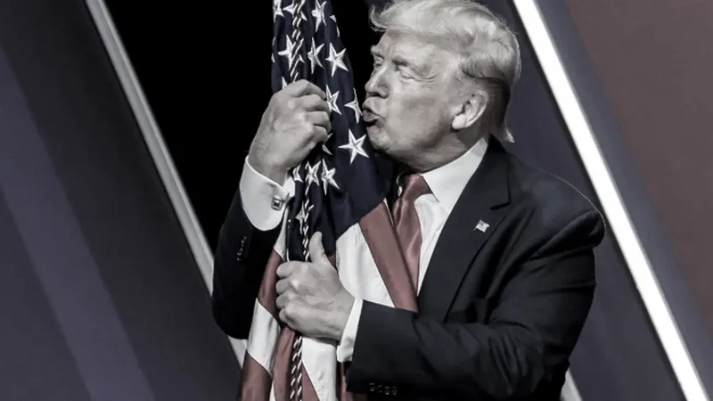 Seis de cada diez estadounidenses creen que Donald Trump se lucra con la presidencia ilegalmente