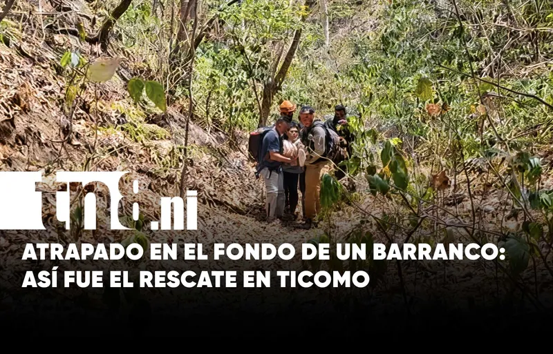 Rescatan a motociclista que pasó más de 24 horas en un barranco en Ticomo,...