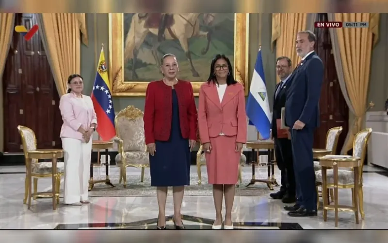 Embajadora Daysi Torres presenta Cartas Credenciales en Venezuela