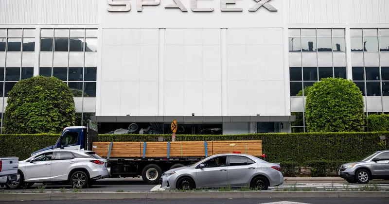 Wall Street prevé que la división de IA de SpaceX multiplicará por 100 sus ingresos en 2030