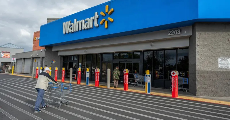 Aumento de precios de combustible por el conflicto en Irán merma las ganancias de Walmart