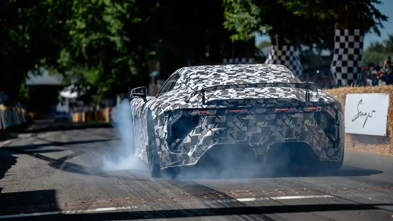 Toyota usará 'el arma secreta' que lleva años desarrollando en el heredero del Lexus LFA que cambiará su obsoleto V10 de gasolina por un motor eléctrico