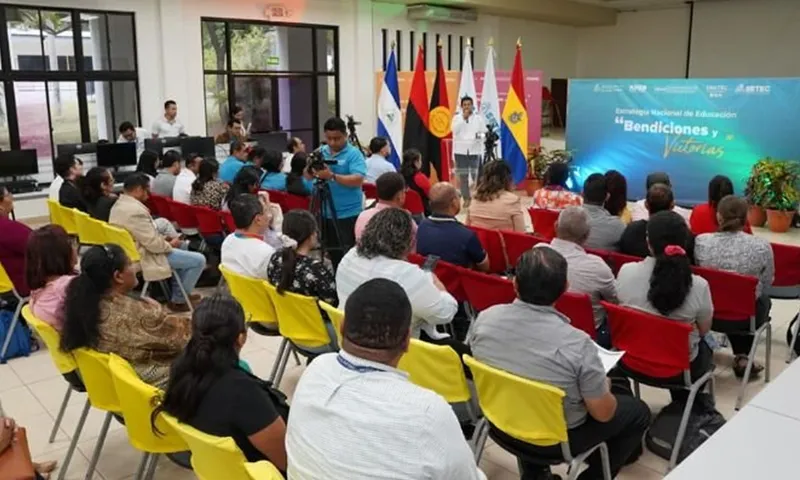 Inicia Diplomado en Didáctica del Aprendizaje de Historia e Identidad Nacional