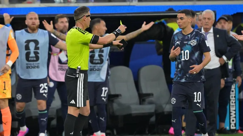 Del Cerro Grande, protagonista de la primera decisión extraña del VAR en el EEUU-Paraguay