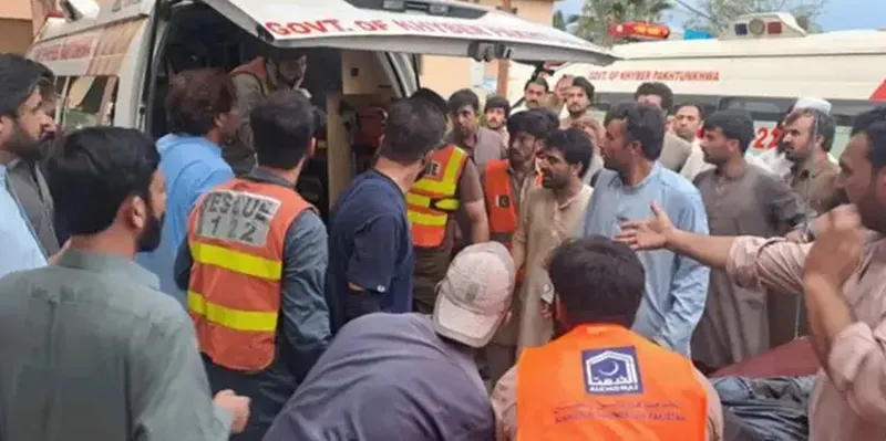 Explosión en comisaría de Kabal deja muertos y decenas de heridos en Pakistán