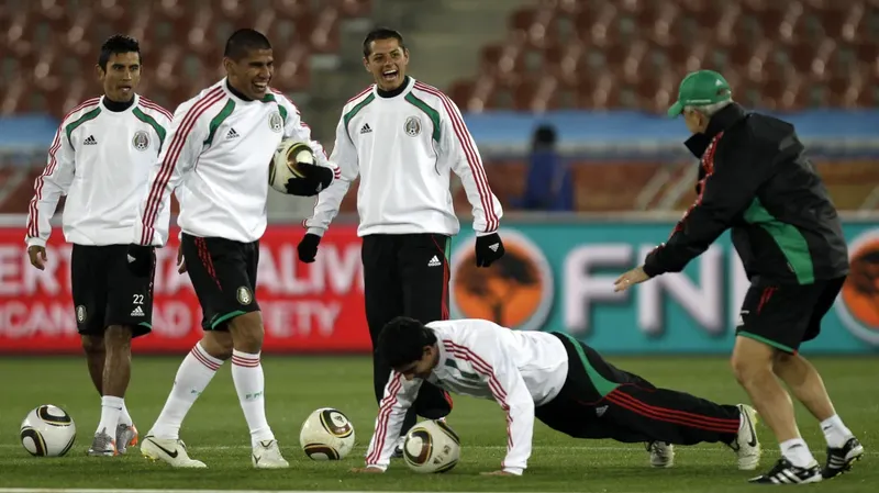 Chicharito calificó a Javier Aguirre como el mejor seleccionador en la historia de México