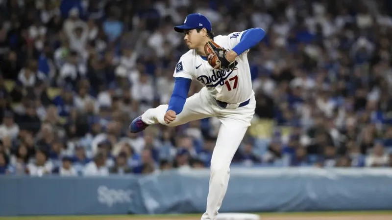Ohtani sigue sin fecha para volver al montículo tras presentar molestias en la rodilla izquierda