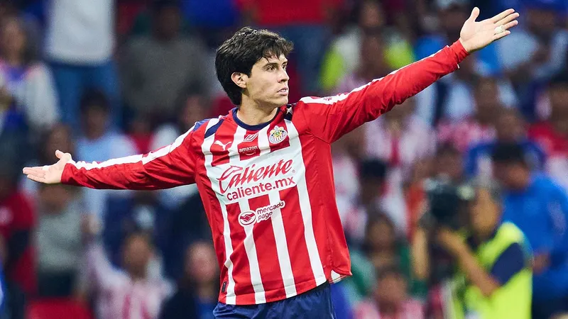 Con la resurrección de un clásico y una final adelantada, inicia la Liga MX