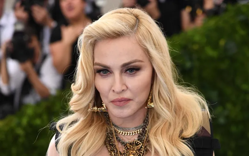 Madonna explica por qué su biopic con Julia Garner no pudo ser posible