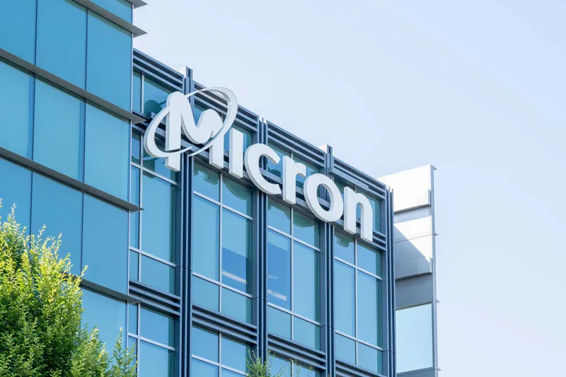 Micron inyecta 3.000 millones para blindar el chip estadounidense