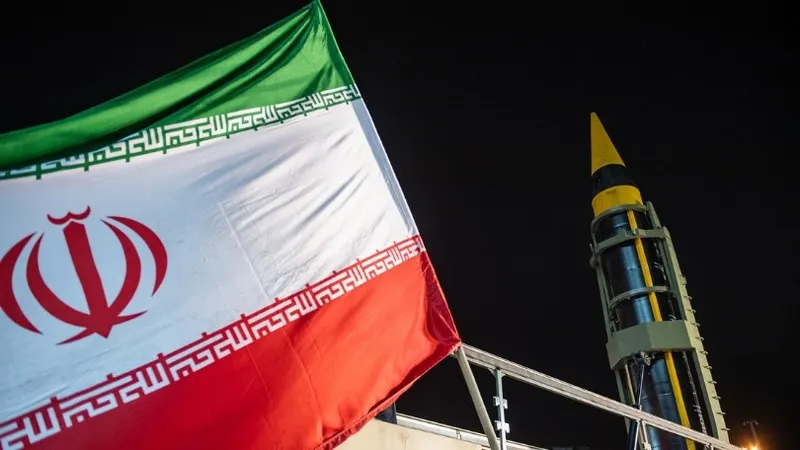 Irán eleva ofensiva ante amenazas de incursión terrestre de Estados Unidos