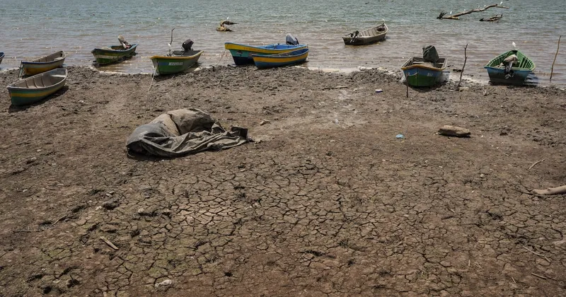 El Niño se acerca a niveles récord de intensidad, advierten meteorólogos de EE.UU.