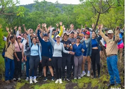 MARENA promueve educación ambiental con senderismo en el Parque Nacional Volcán Masaya