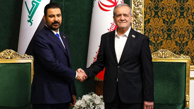 Irán e Irak firman acuerdos de cooperación para estrechar lazos estratégicos