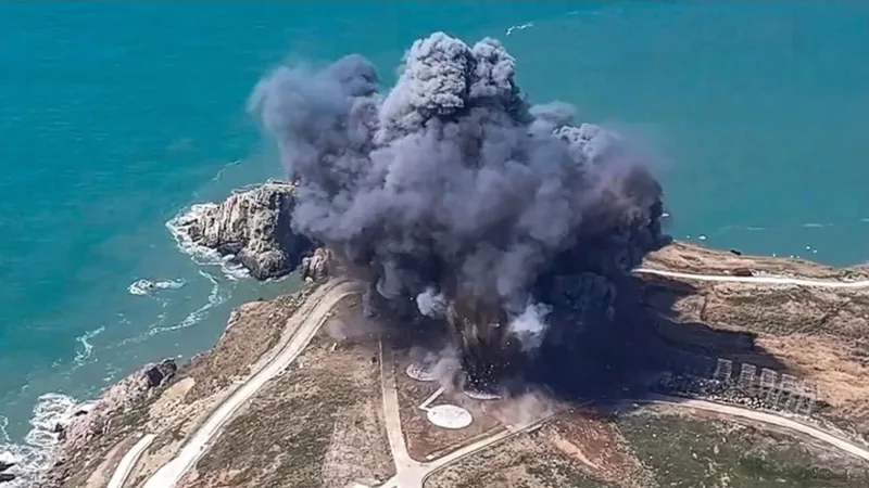 China realiza ejercicios con fuego real en el estrecho de Taiwán