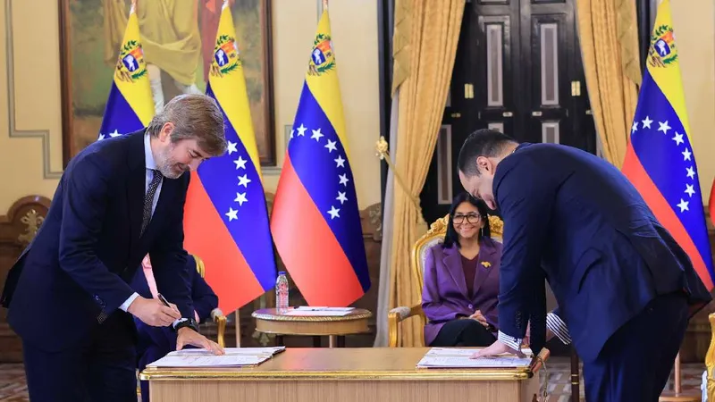 Pdvsa y Repsol firman memorando de entendimiento en crudo y gas