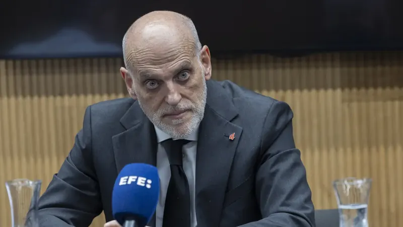 Tebas confirma que el Barça está en la regla 1-1