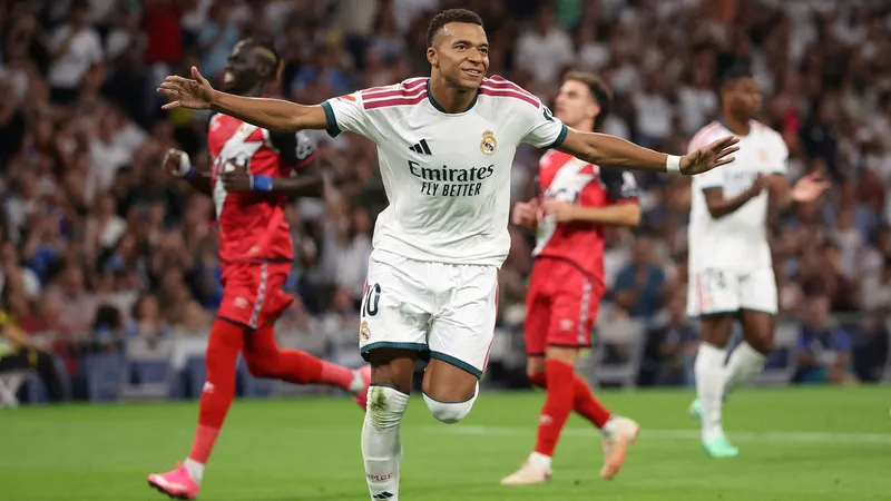 Real Madrid goleó a Rayo Vallecano y reaccionó en La Liga