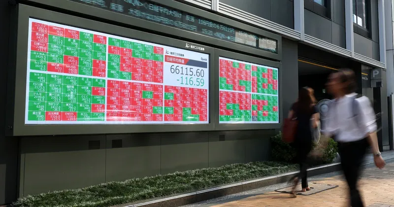Acciones asiáticas suben ante una menor expectativa de alza de tasas por parte de la Fed