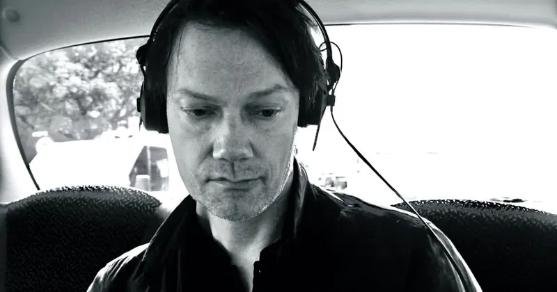 ¿Quién era William Orbit, el productor que trabajó con Madonna y ayudó a definir el sonido de los 2000?