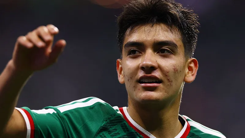 Manchester United se hace un lado en la 'guerra' por Gil Mora
