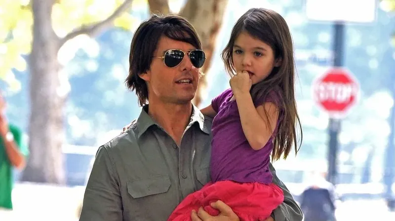 Aunque reniega de él, hubo una película donde Suri, la hija de Tom Cruise, actuó junto a él