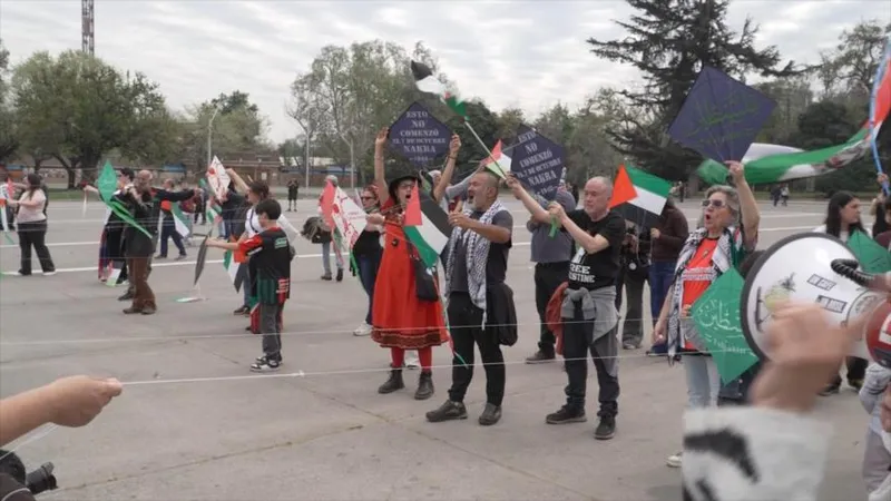 Chile eleva cometas por la paz y en solidaridad con niños de Gaza