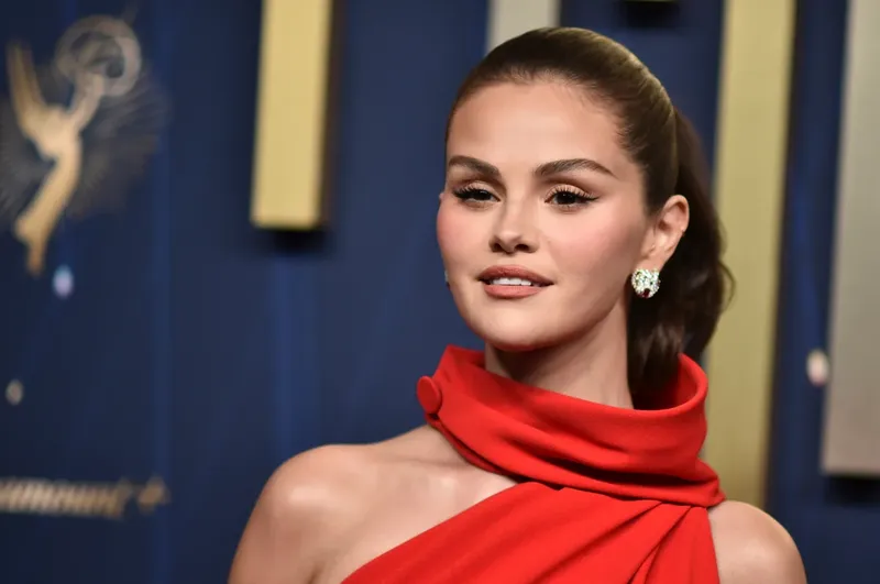 Selena Gomez pide ser desvinculada de la demanda por fraude contra Wondermind