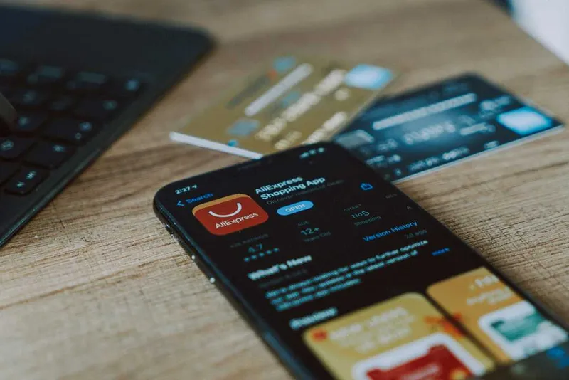 Bruselas multa a AliExpress con 550 millones por vender productos ilegales