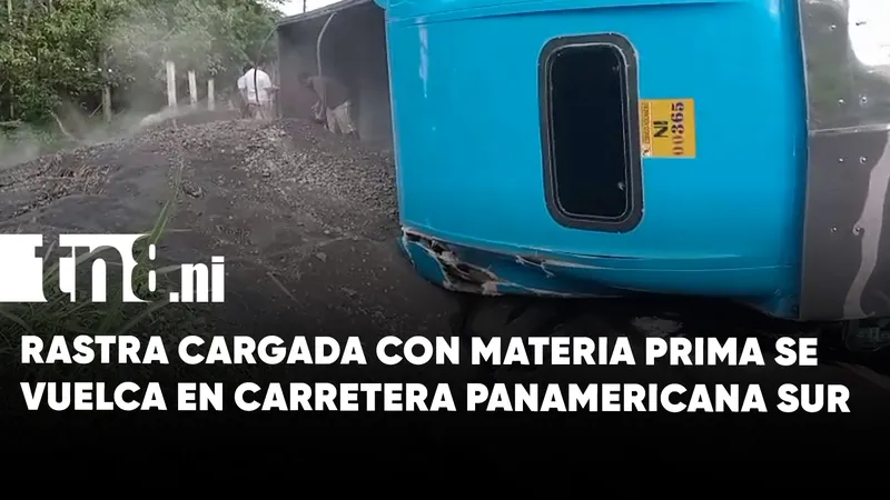 Rastra cargada con material para cemento se vuelca en la Panamericana Sur