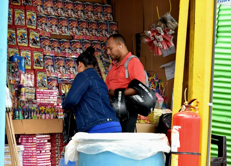 Pólvora y tradición se preparan para la Gritería Chiquita