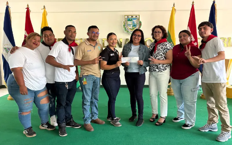 (+Fotos) Segundo día de entrega de Becas Universitarias Pueblo Presidente