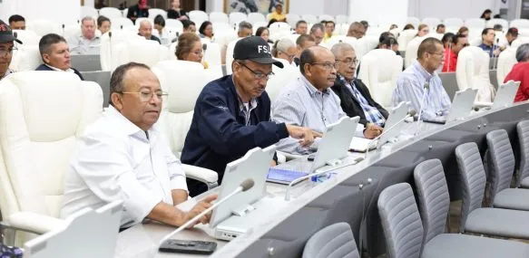 Por unanimidad aprobamos derogación del Decreto A.N N°.028