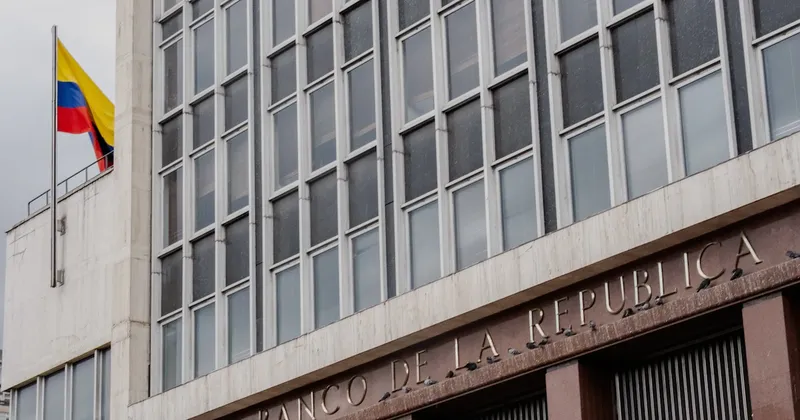 Peso colombiano desafía los intentos del banco central de frenar la subida impulsada por las operaciones carry trade