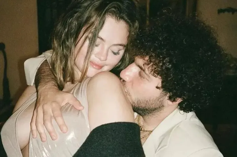 Mamá de Benny Blanco predijo romance con Selena Gomez
