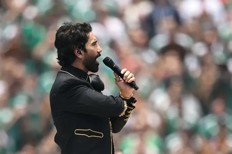 Alejandro Fernández anuncia la ‘serenata más grande del mundo’ en México: ‘Mi corazón palpita a mil’