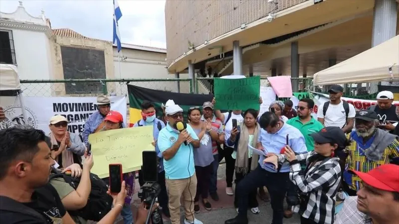 Garífunas protestan en Honduras por el desalojo de sus territorios